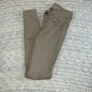 American Eagle Skinny Khaki Size 00 Regular